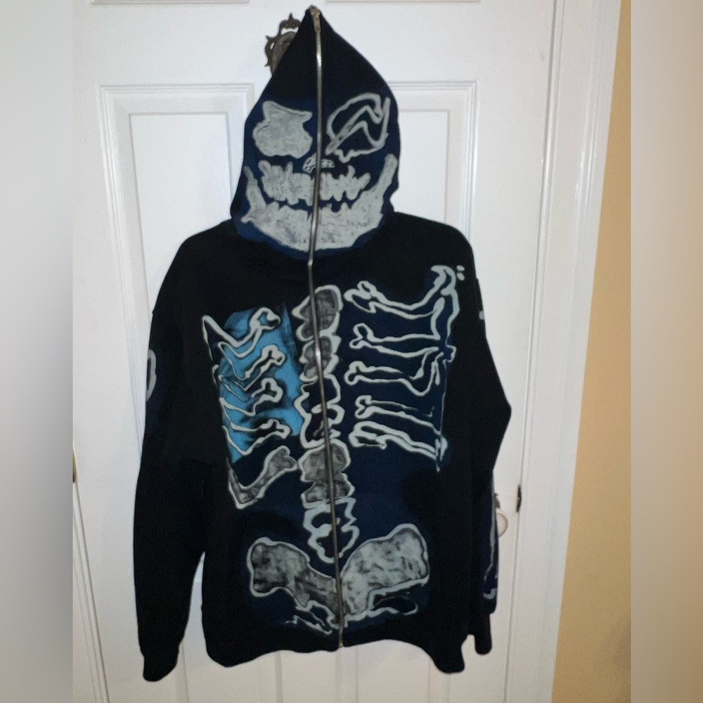 Travis Scott Skeleton Hoodie Size L, New Condition